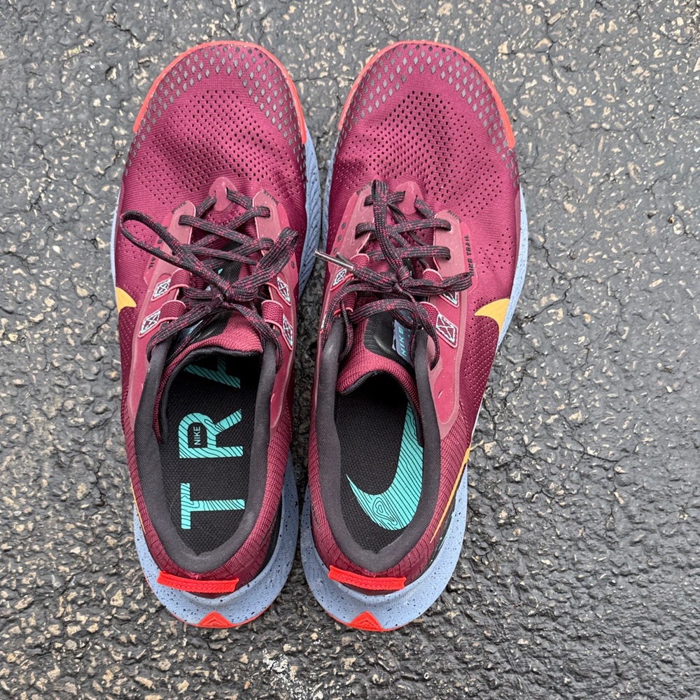 Men’s 12.5 Nike trail Burgundy Sneakers with Yellow Accents
